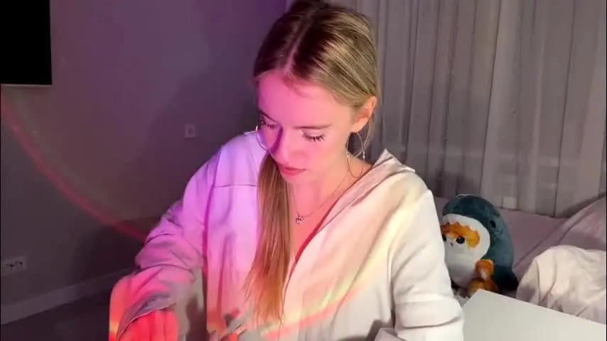 leonormcelyea — Goal: Let’s unbutton the shirt a little bit!- I'm Eve, a little #shy about my #braces and #smalltits because I'm #18, I'm the #new girl here [129 tokens remaining]