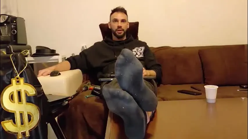 master_roberto333 — Don't have time 4 broke losers who don't follow and tribute. #cashmaster #master #feet #socks #leather #smoke